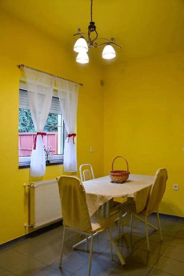 Afrodite Apartmanhaz Eger